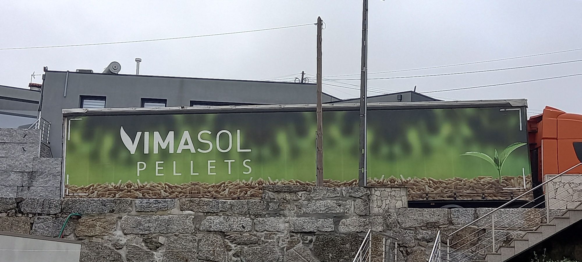 Pellets Vimasol  3,99 o saco de 15 kilos 965.673.033 Guimarães