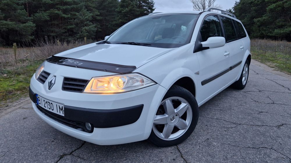 Автомобиль Renault Megan 1,6
