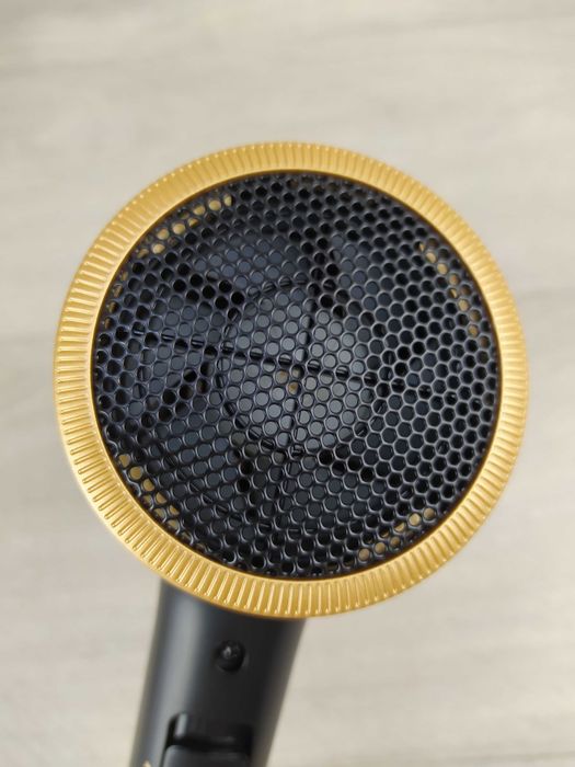 Rowenta CV1811 Express Style Suszarka do włosów OPIS