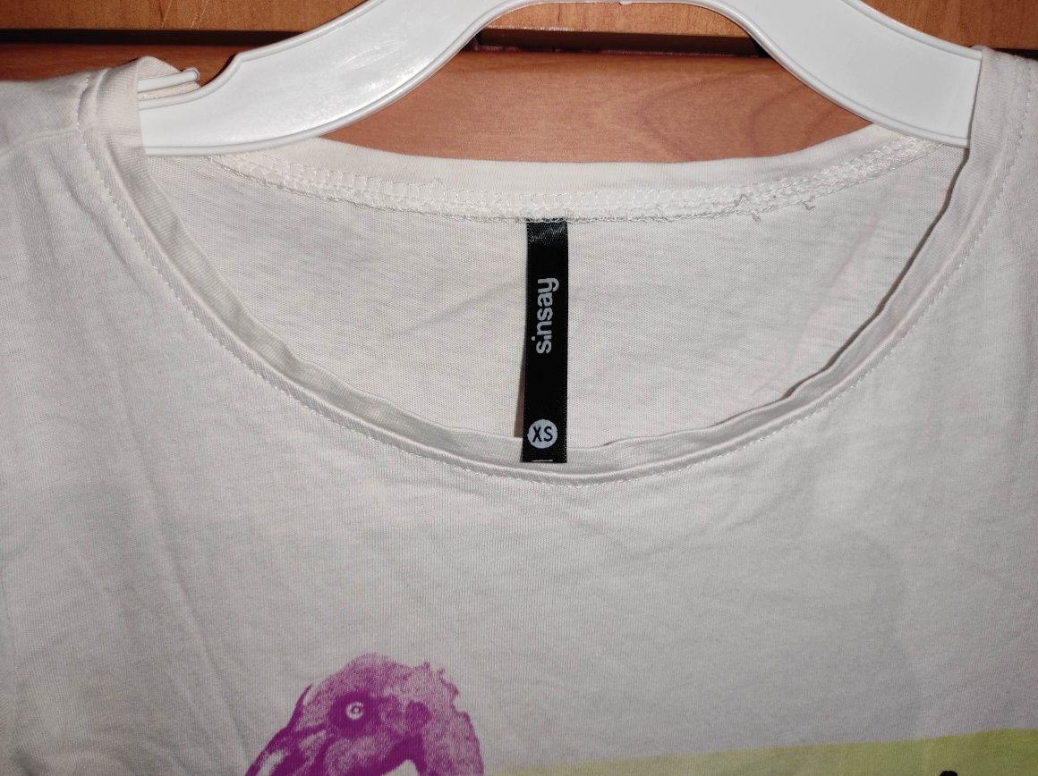 Sinsay ładna r. Xs koszulka t-shirt, grafika: Flaming,  długa 65cm