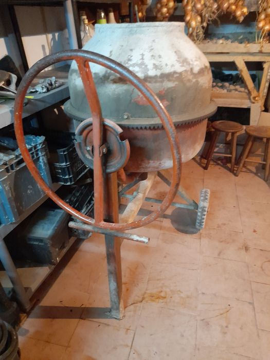 Betoneira a gasolina