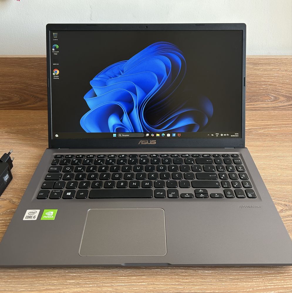 Asus X515J | i5 10ª Gen | 8GB RAM | 2GB NVIDIA MX130 | 256 GB SSD