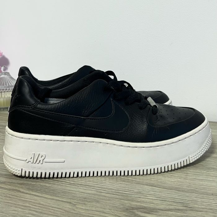 Жіночі КРОСІВКИ/КЕДИ NIKE air force 1 shadow low black/чорні