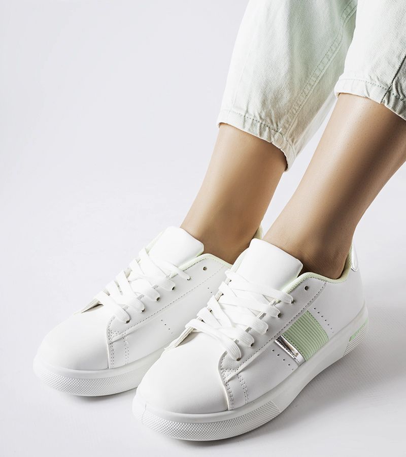 Białe sportowe buty z miętowymi dodatkami Marei 36