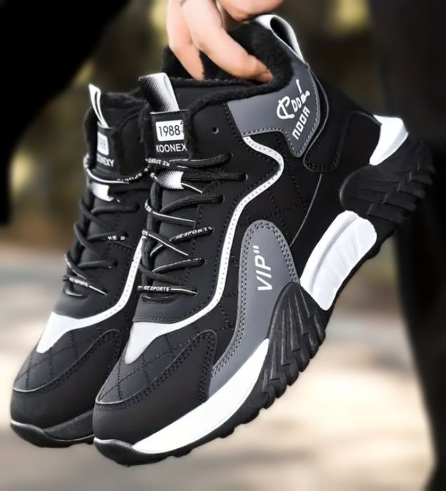 38р./24,5 см. На хутрі кросівки еврозима черевики підліткові хлопчику