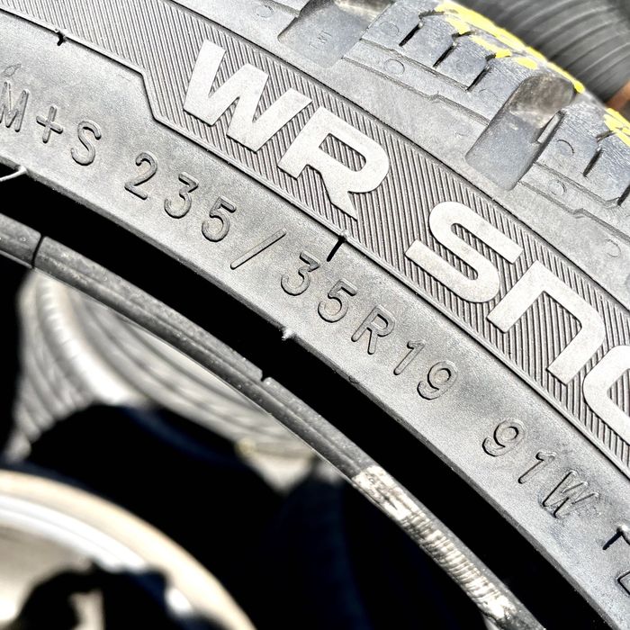 235/35/19 Nokian WR SnowProof | 95%остаток | зимние шины