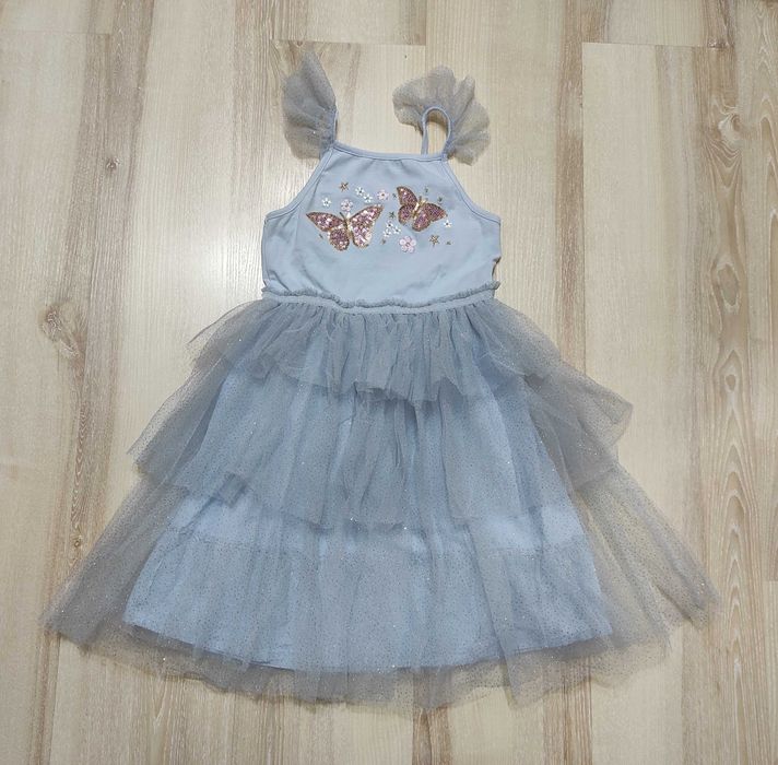 Нарядное праздничное пышное платье, шикарное платьеце на 7-9 лет