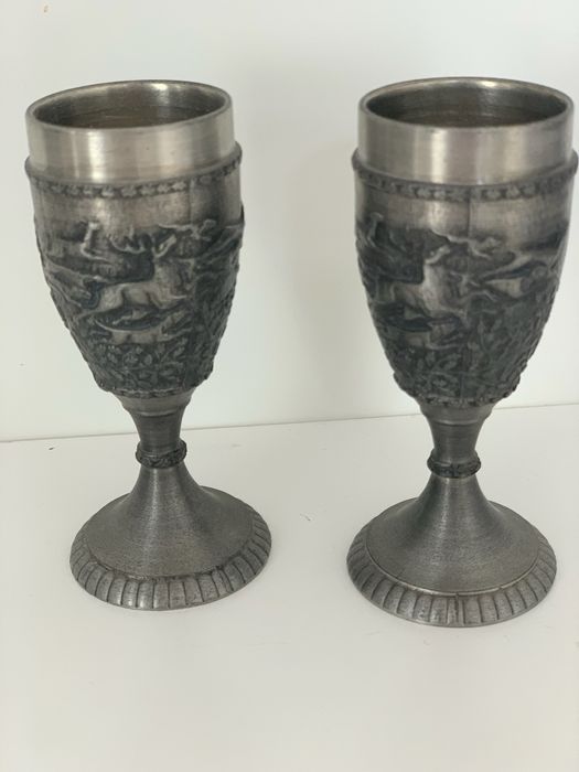 Роузбол посеребрение Англия, кофейник, кувшин, оловяные бокалы
