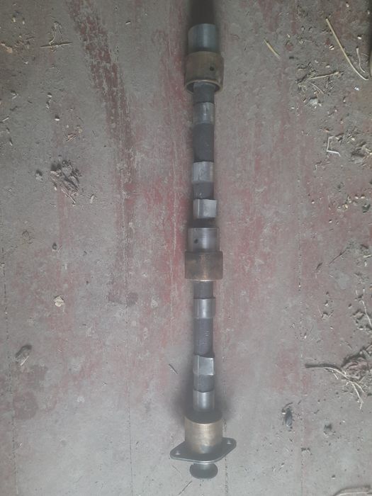 Розпредвал юмз 6