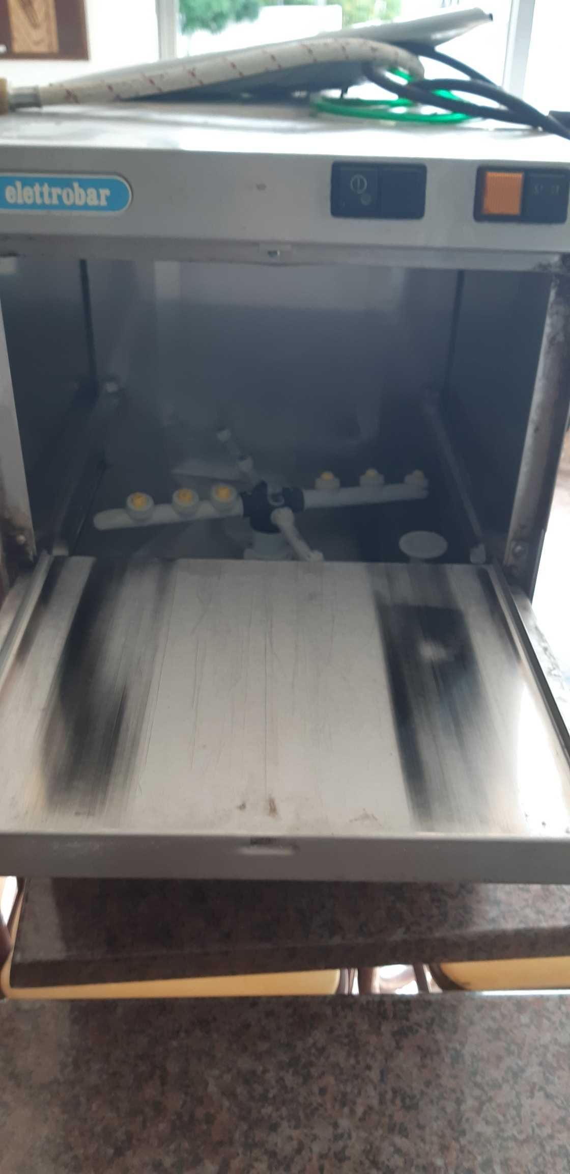maquina de lavar loiça de cafe