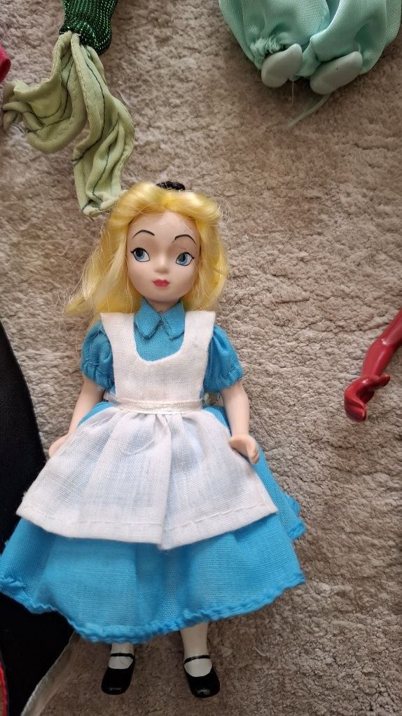7 diguras disney em porcelana -Apenas 12€