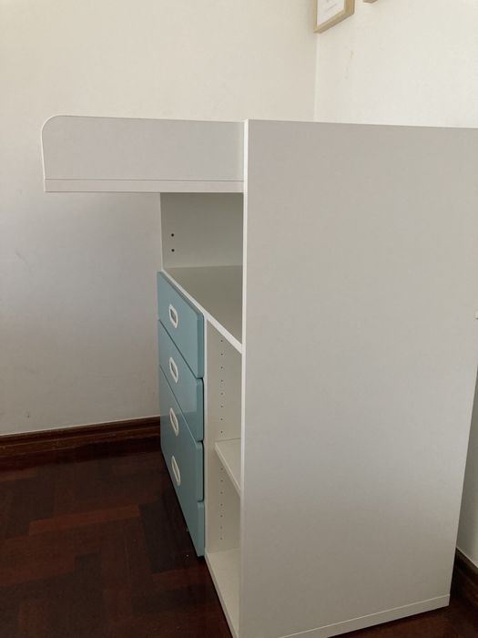 Trocador / secretária ikea