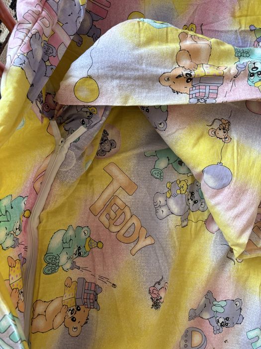 Łóżeczko dziecięce w bardzo dobrym stanie – komplet