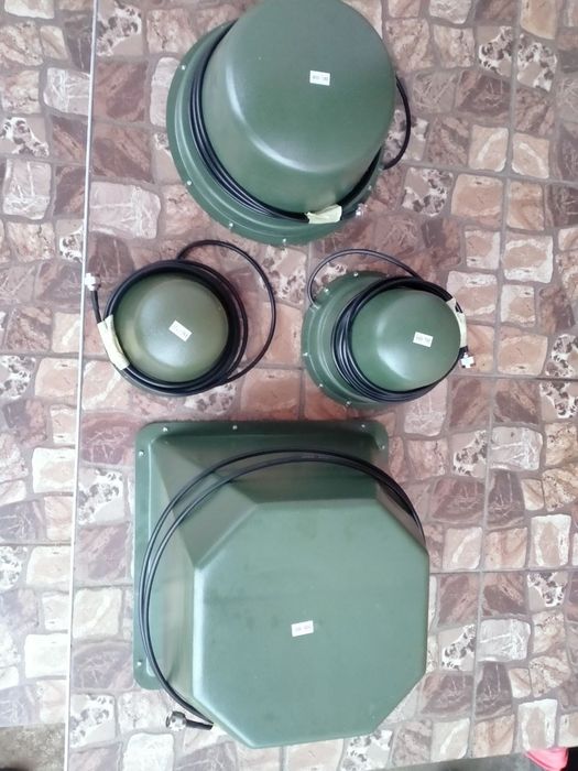 Антена квадрофілярна і для реб 290-400, 390-700, 650-850, 800-1200 мгц