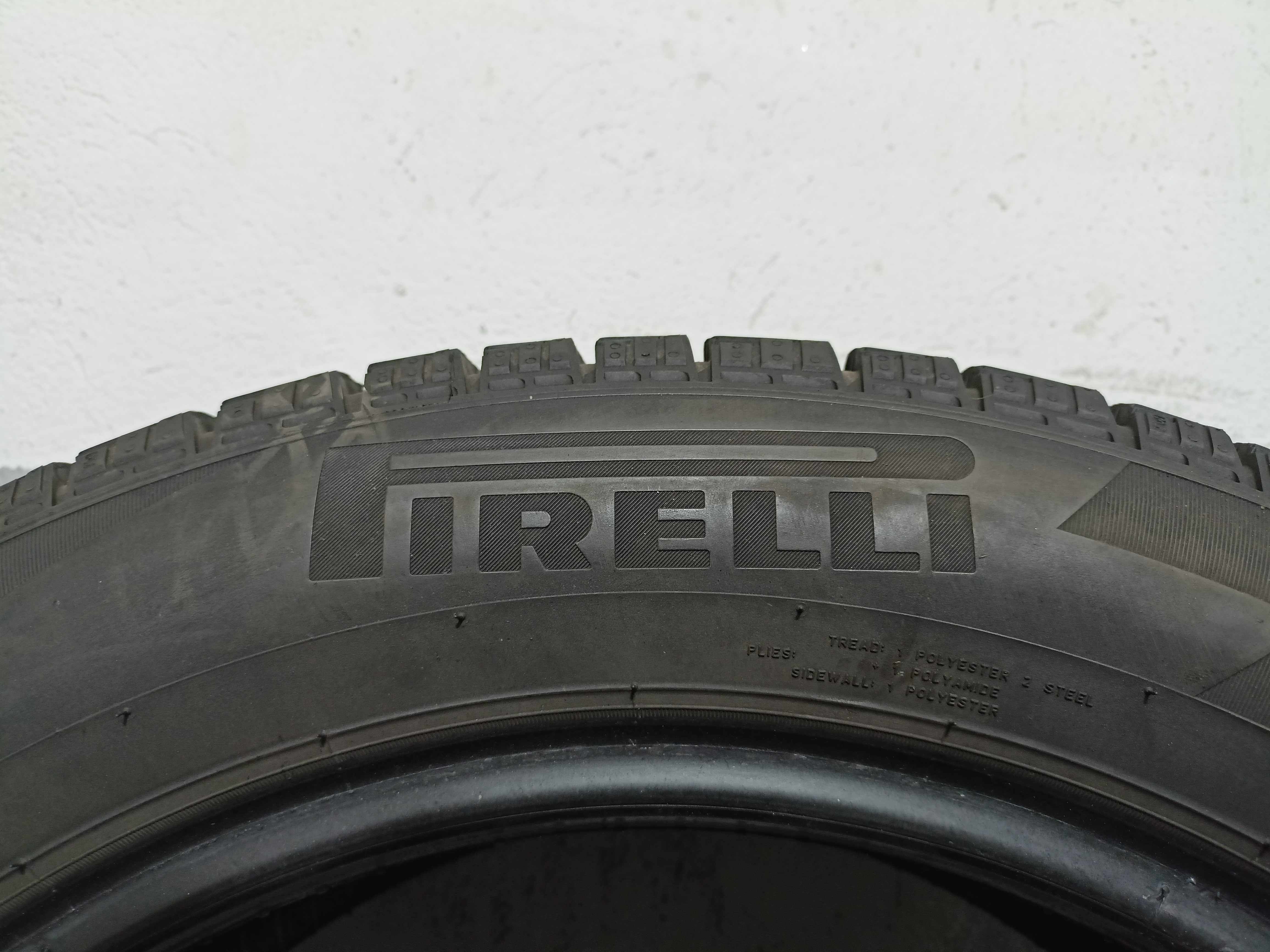 Pirelli Ice zero 215/55/17 2017rok 98H 7,4-6,5mm (2865)