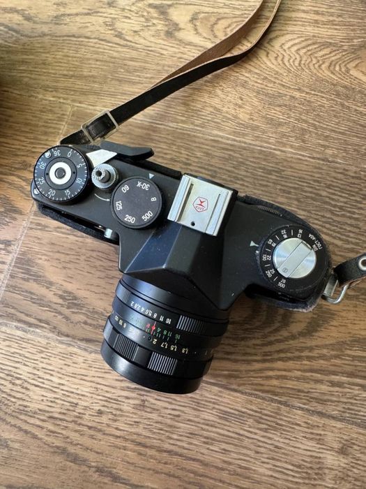 Продам фотоаппарат Zenit TTL