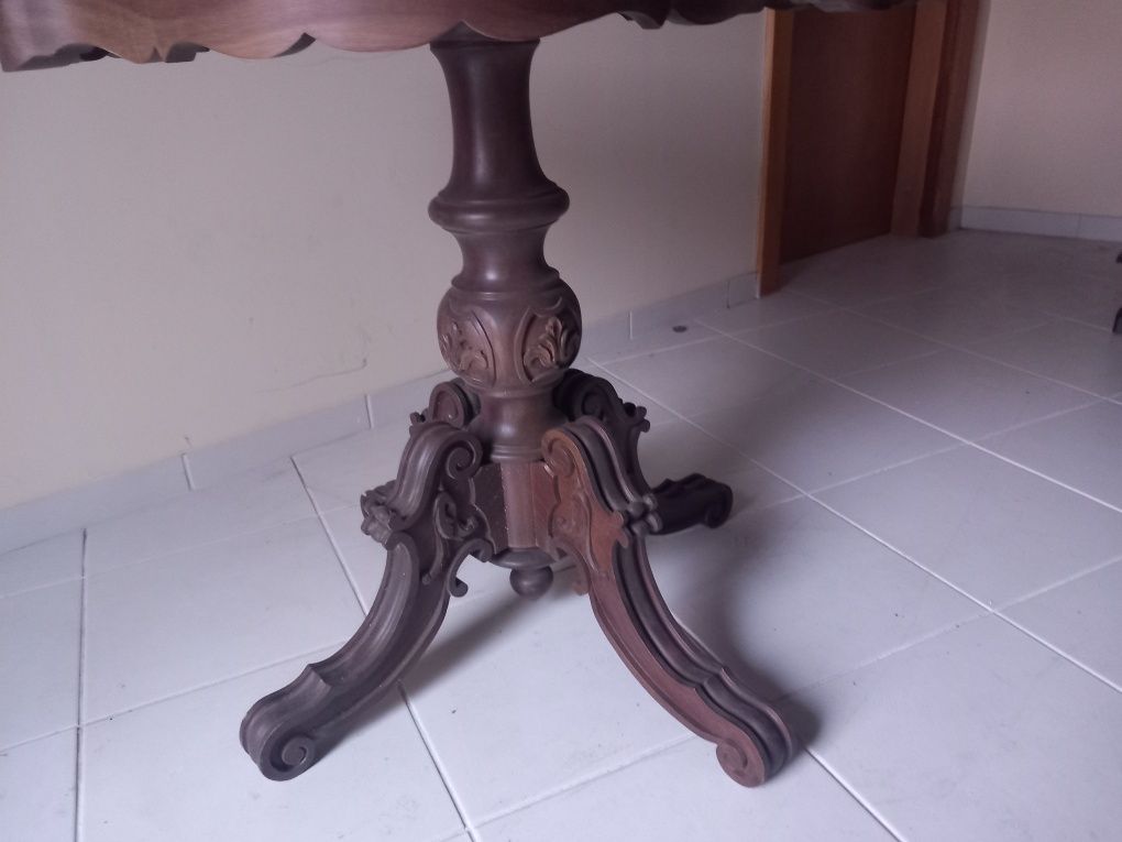 Mesa apoio maciça