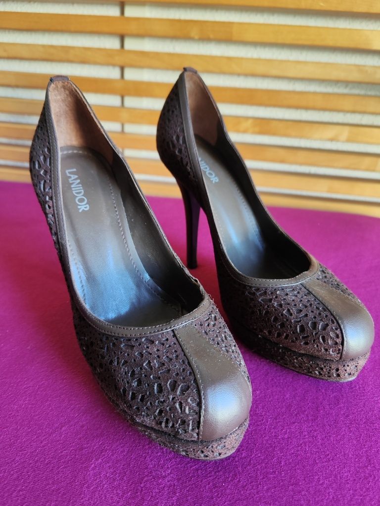 Sapato/ Sapatilhas Lanidor