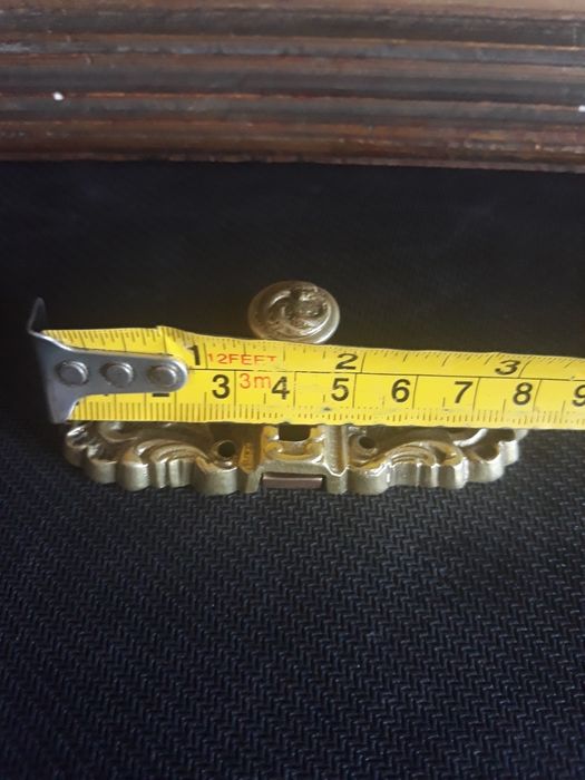 Fecho em bronze pequeno