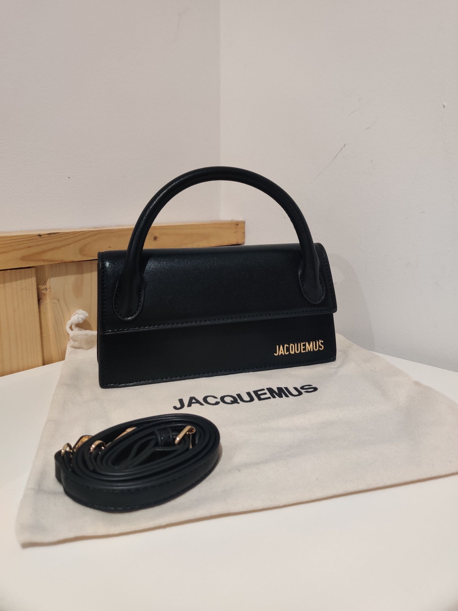 Bolsa preta Jacquemus