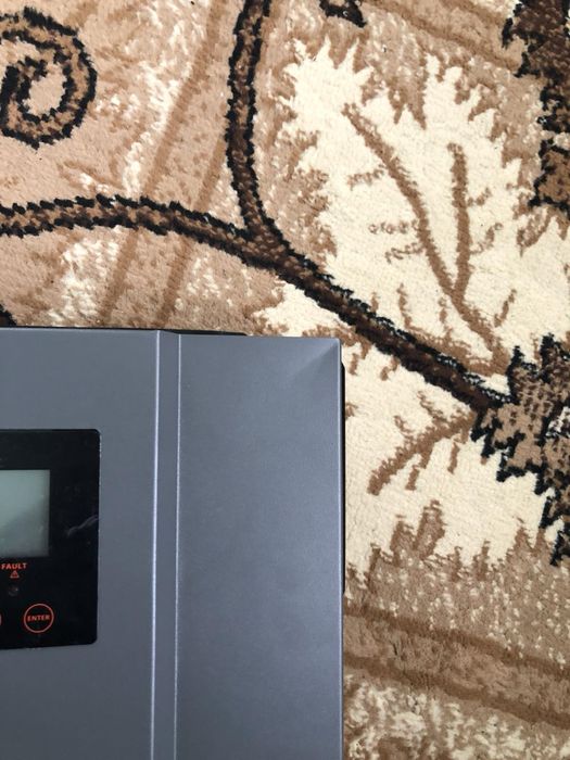 Гібридний сонячний інвертор Pow-Mr.POW-HVM3.2H-24V-N