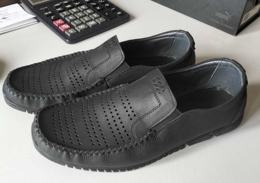 Чоловічі, літні мокасини.