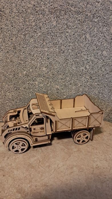 Дерев'яний механічний конструктор Wood Trick Вантажівка. Техніка склад