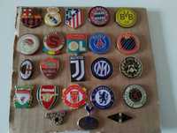 Przypinki odznaki wpinki piłkarskie - Kluby i federacje - opis lista