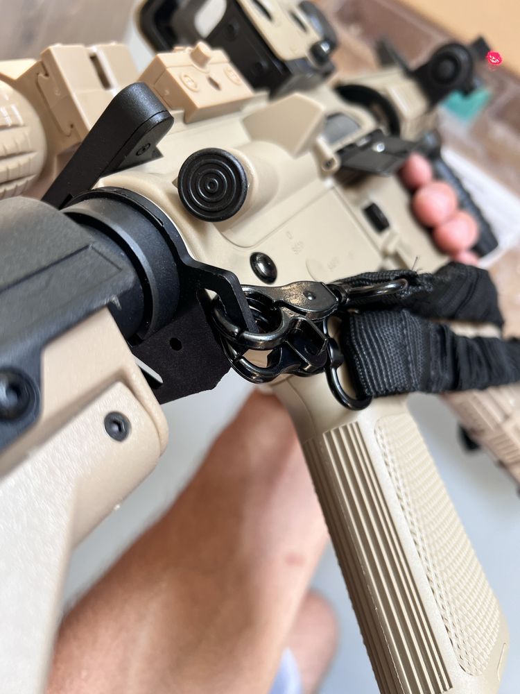 Автомат на орбізах M4 новий AR-15 каліматорний приціл бластер