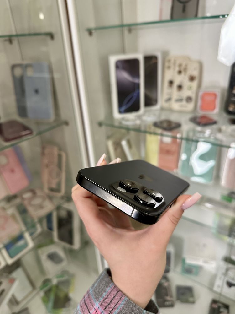 Iphone 16 Pro 256 Gb Black Titanium Розстрочка Обмін Магазин Скло