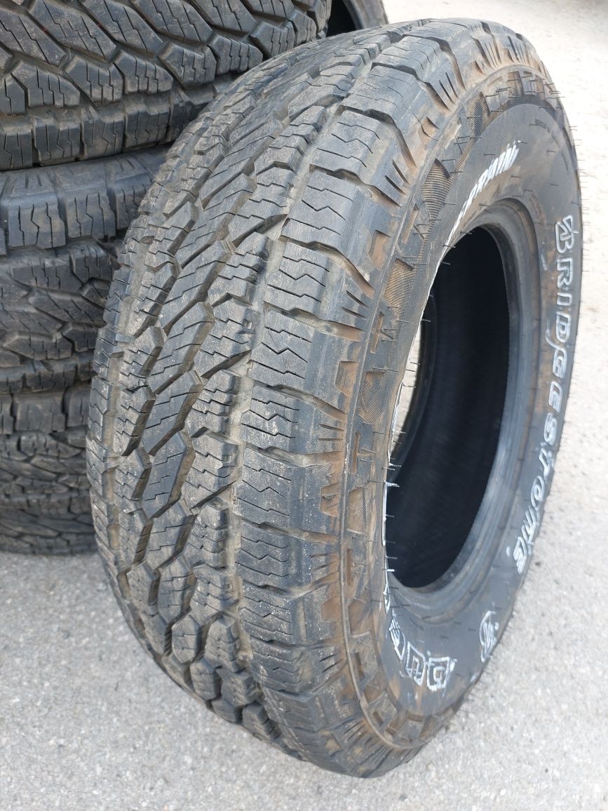 265/70R17 Bridgestone Dueler All-Terrain opony terenowe 2 szt