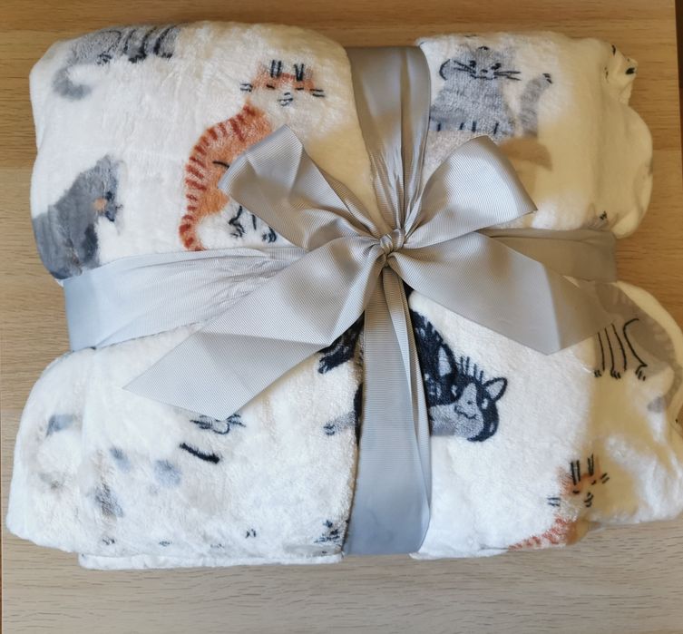 Duży ogromny przyjemny koc flanelowy w kocie wzory 200x230