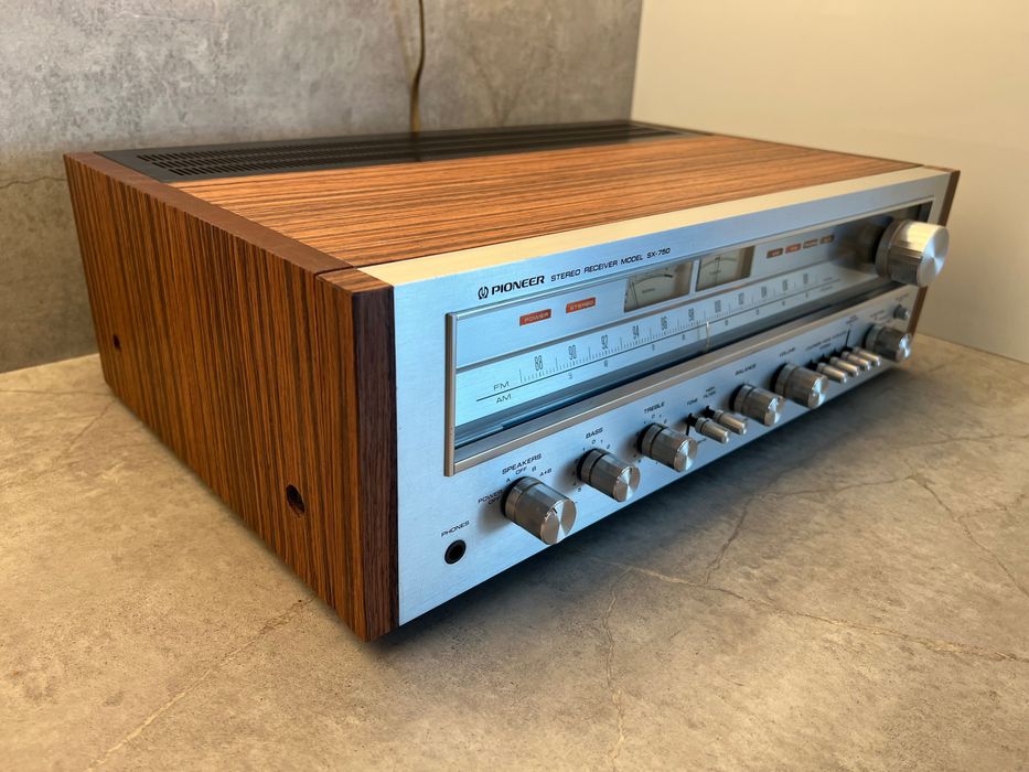 PIONEER SX-750 amplituner vintage, po renowacji, stan kolekcjonerski!