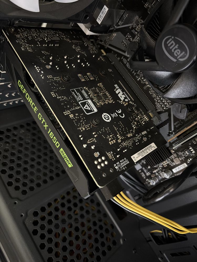 Computador Gamer TORRE, com PERIFÉRICOS incluidos!! (NEGOCIÁVEL!!)