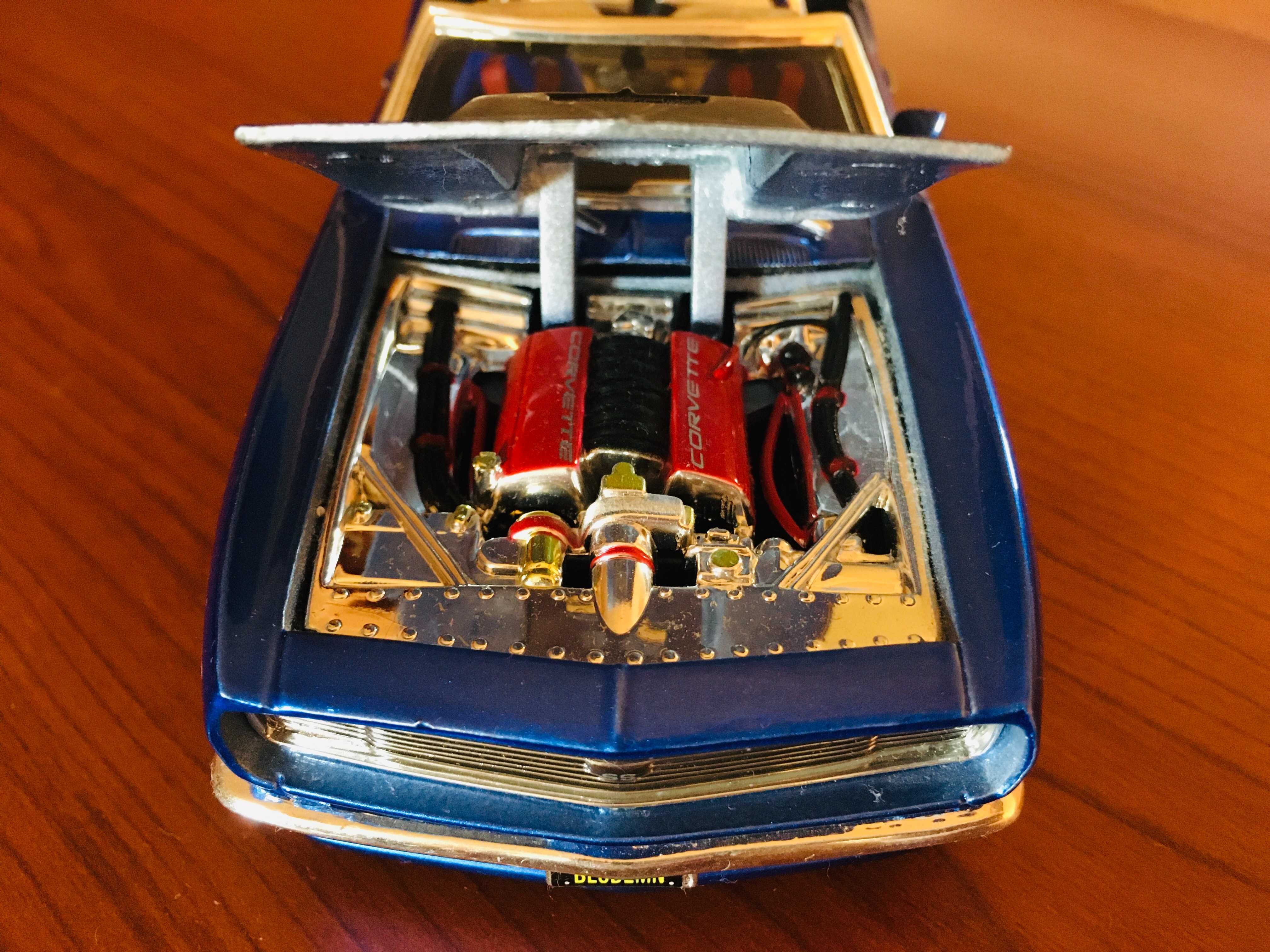 Модель Maisto 1969 Chevrolet Camaro SS Convertible 1/24