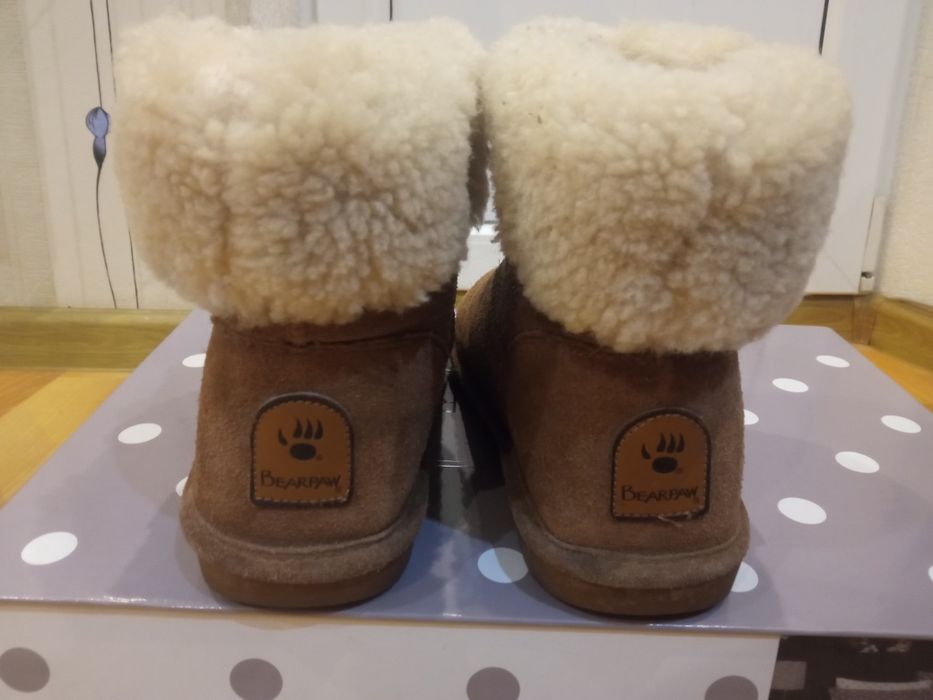 Продам женские зимние кожаные сапоги угги Bearpaw