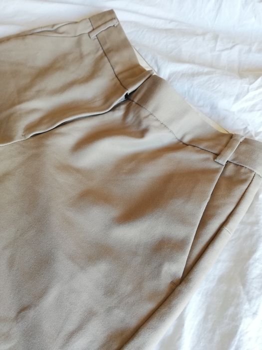 Calças de fato bejes Mango