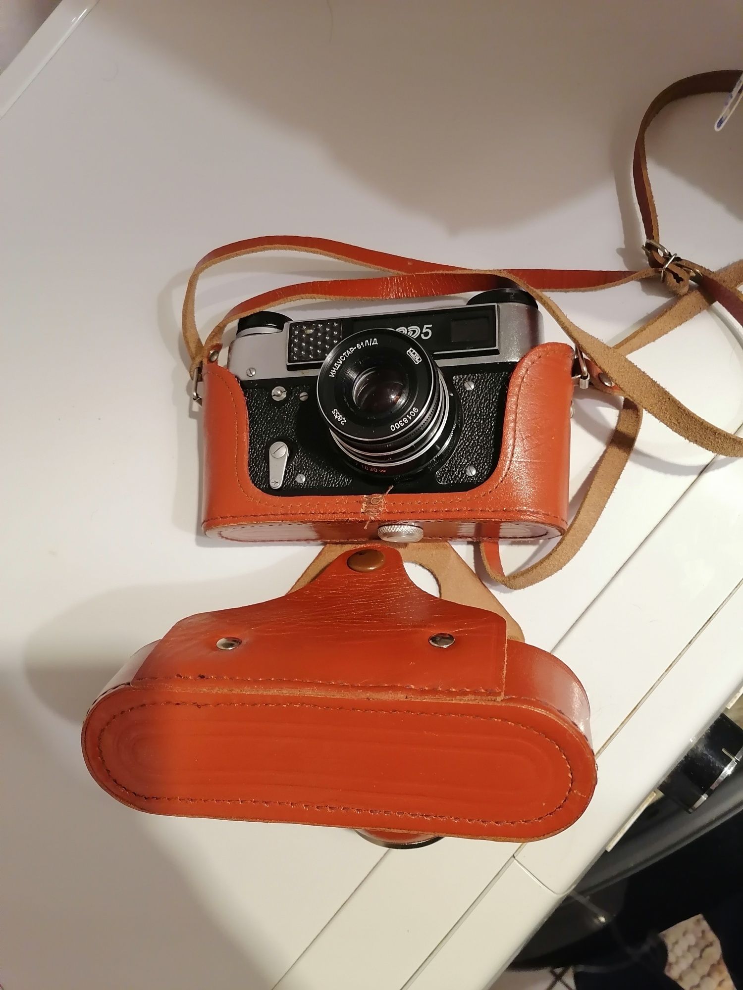 Aparat fotograficzny z lampą błyskowa FED 5