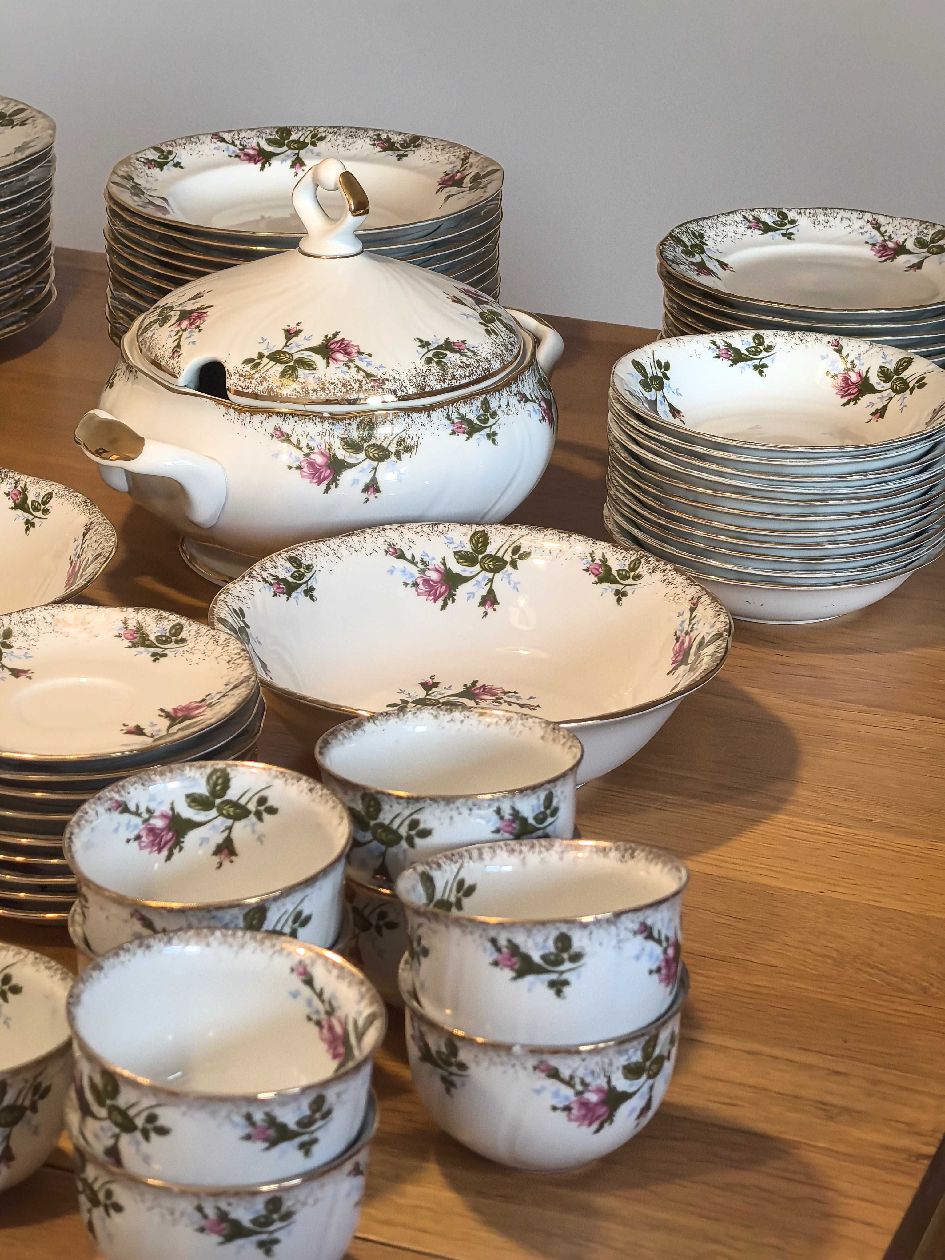 Serwis obiadowy chodzież porcelana iwona