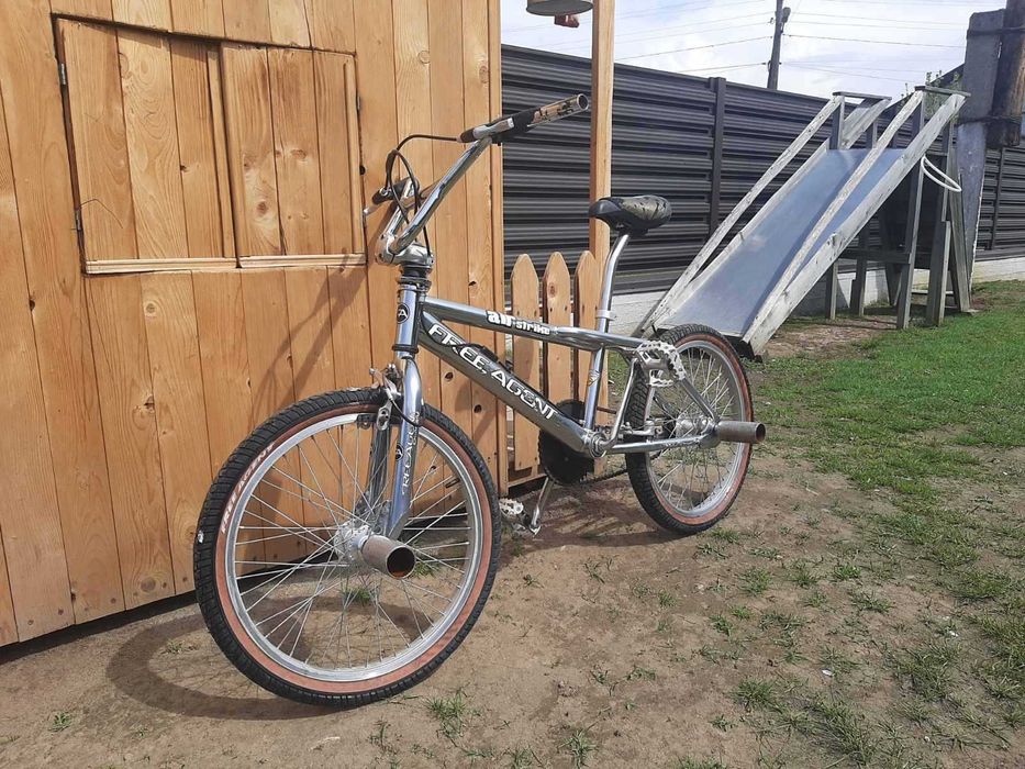reeagent airstrike bmx велосипед ровер бмх справний