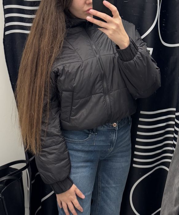 Куртка - бомбер чорна жіночя розмір L