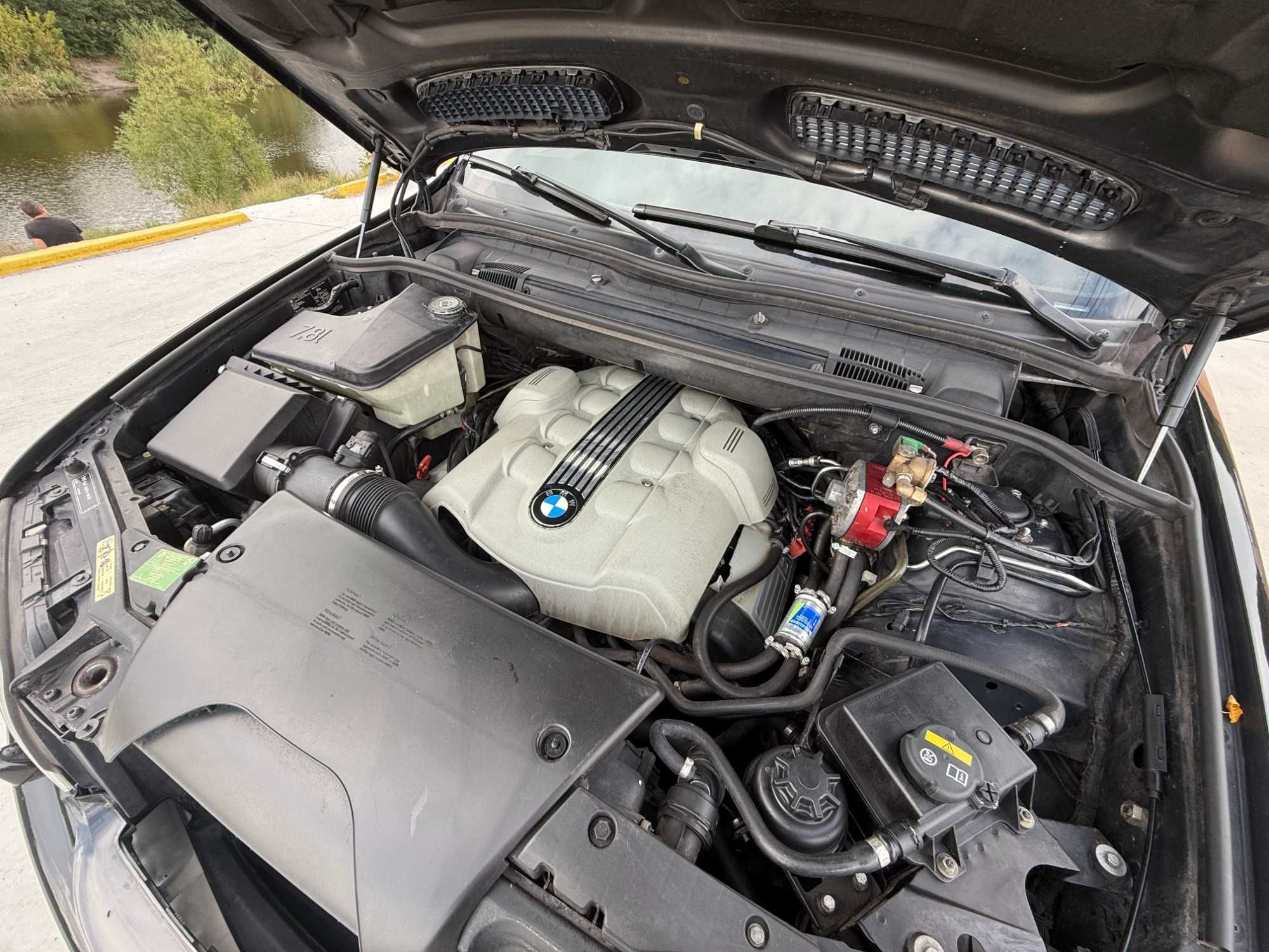 Продам BMW X5 E53, в Идеальном состоянии, в Максимальной комплектации.