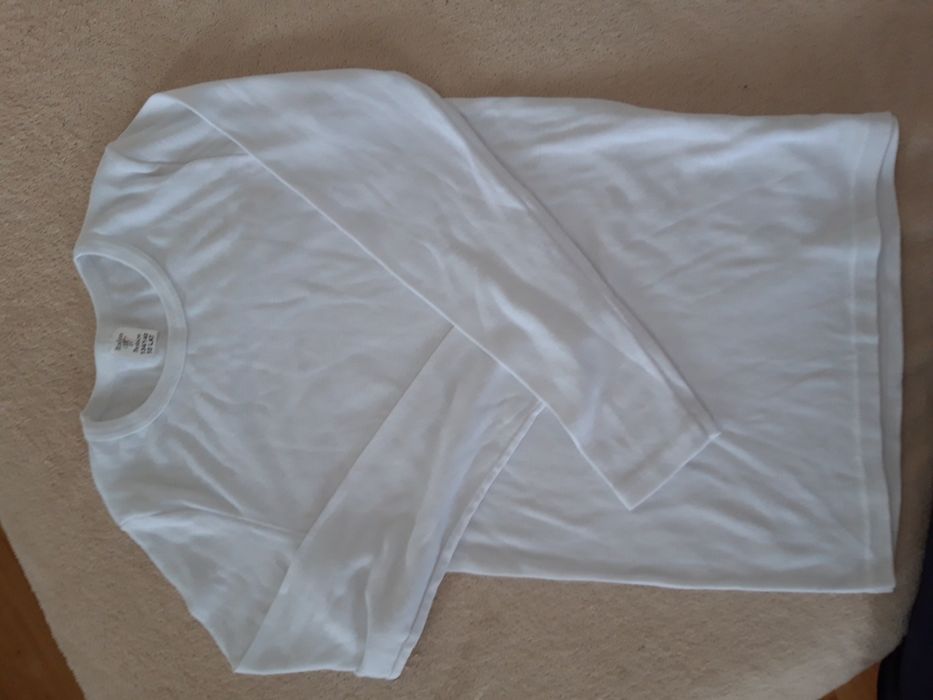 Podkoszulka bawełniana z długim rękawem 134 cm biała