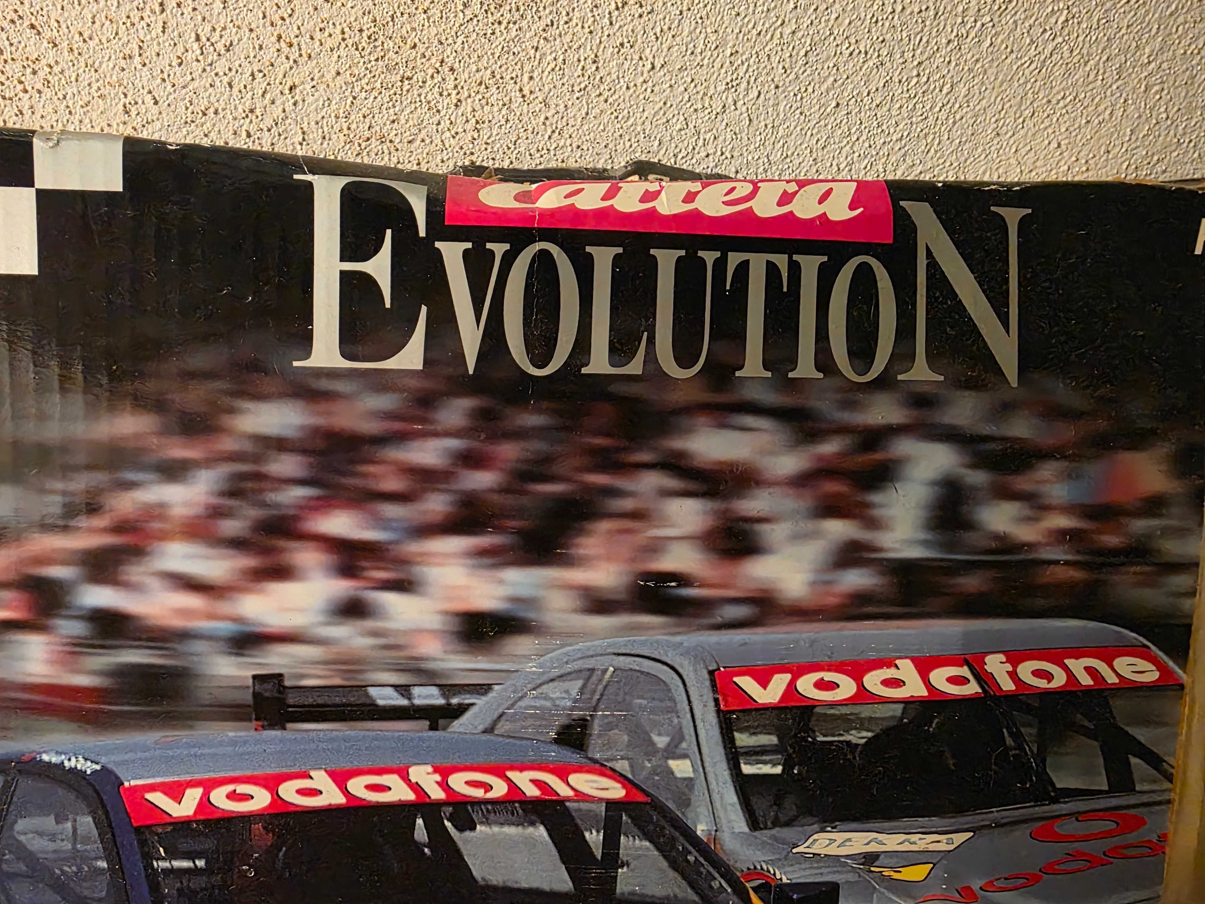 Pista de carros slot Carrera Evolution mais extras