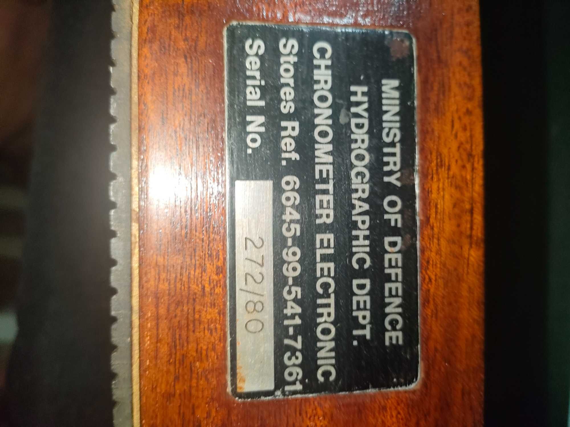Relógio militar antigo