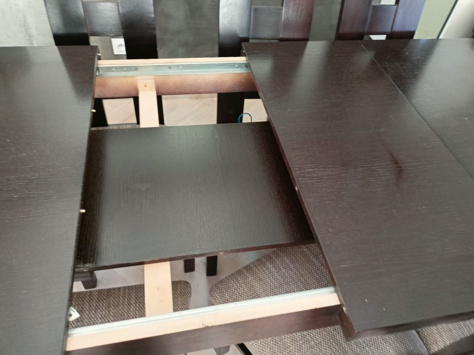 Stół z krzesłami 160/240 ×90 drewniany w bdb stanie