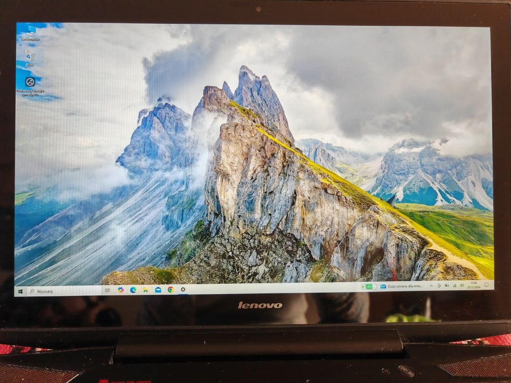 Laptop Lenovo y70-70 touch