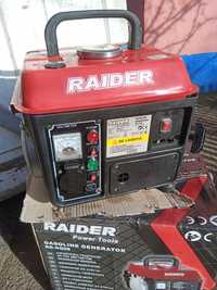 Продам небольшой генератор RAIDER ( Болгария) 220 - 12 вольт.