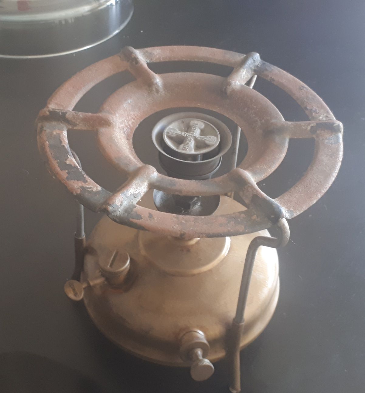 Máquina a petróleo