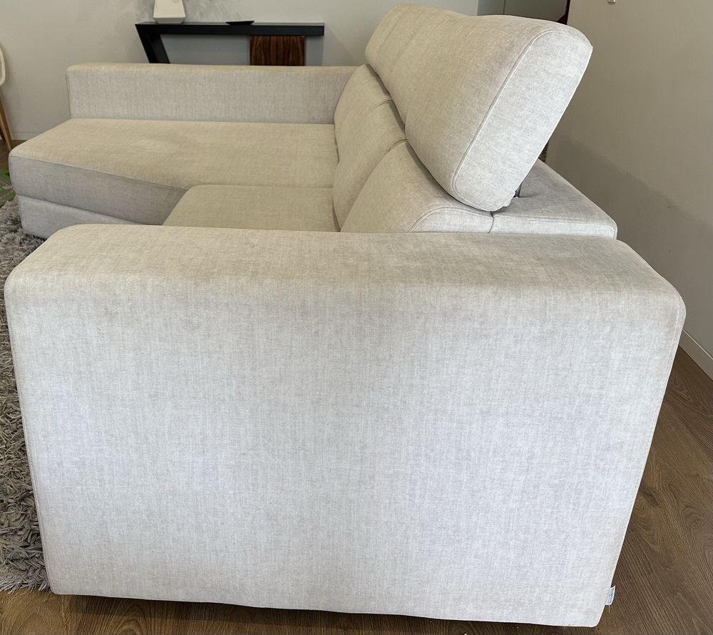 Sofa com chaise long
